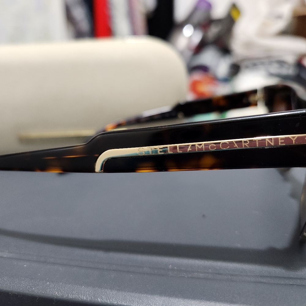 Stella McCartney Sunglasses - Picture 8 of 11